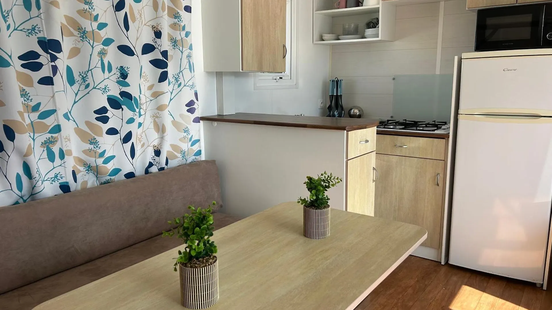 营地 Mobil-Home Camping 4 Etoiles 康卡勒